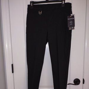 Zac & Rachel straight leg pant. Black, size 6. NWT